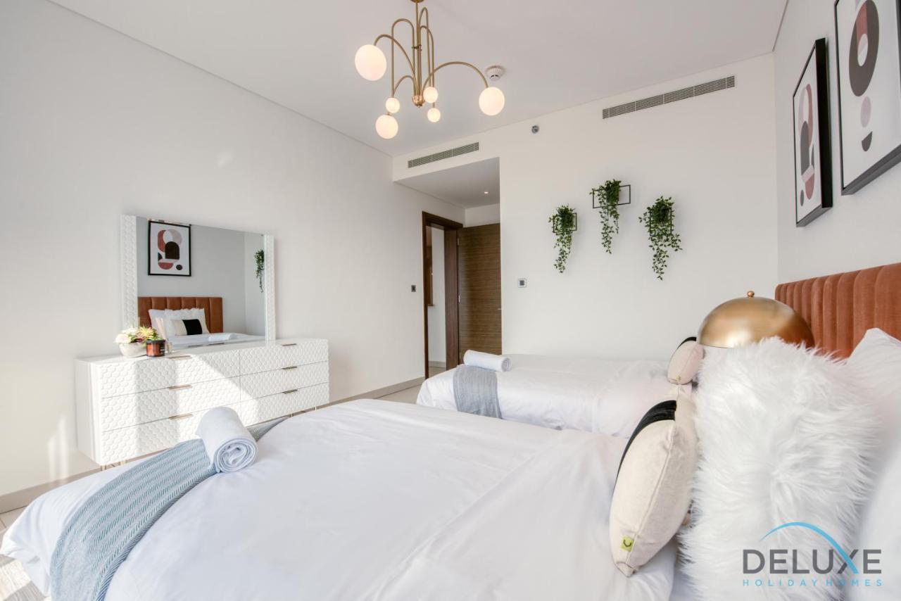 Notable 2Br At Sobha Hartland Greens Mbr City By Deluxe Holiday Homes 두바이 외부 사진