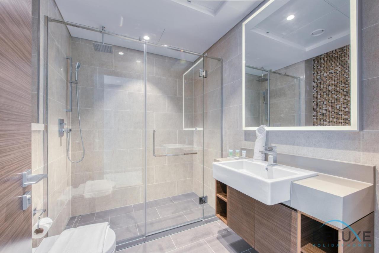 Notable 2Br At Sobha Hartland Greens Mbr City By Deluxe Holiday Homes 두바이 외부 사진
